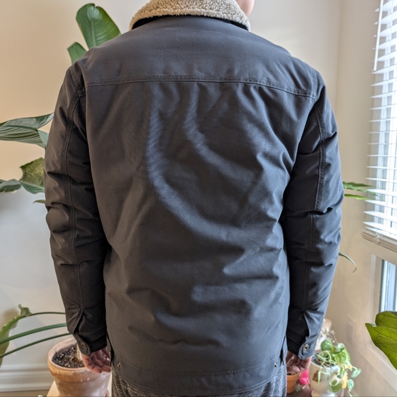 Eddie Bauer men  blue Truckee Down bomber style Jacket - Picture 5 of 14